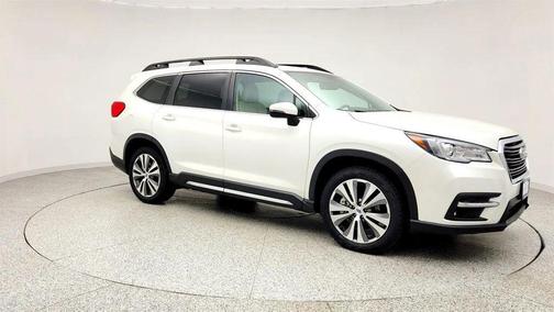 Crystal White Pearl 2022 Subaru Ascent Limited 7-Passenger