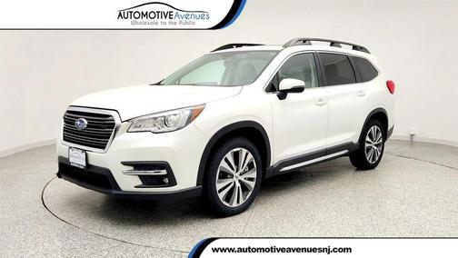 Crystal White Pearl 2022 Subaru Ascent Limited 7-Passenger