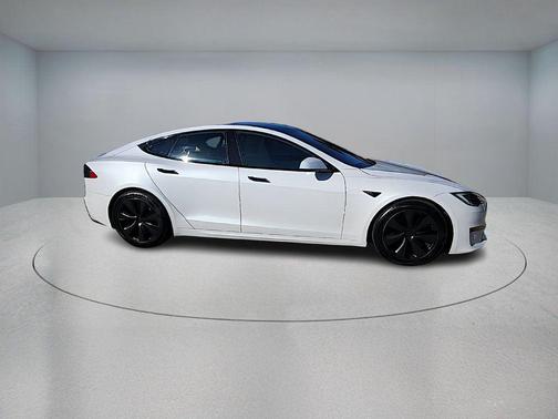 2021 Tesla Model S Long Range