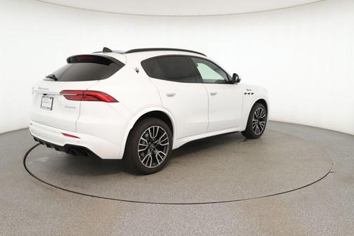 2023 Maserati Grecale Modena