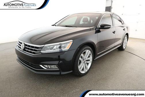 2018 Volkswagen Passat 3.6L SEL Premium