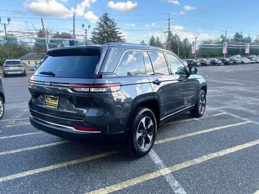 2023 Jeep Grand Cherokee 4xe Base