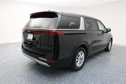 2022 Kia Carnival LXS