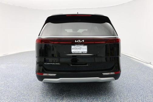 2022 Kia Carnival LXS