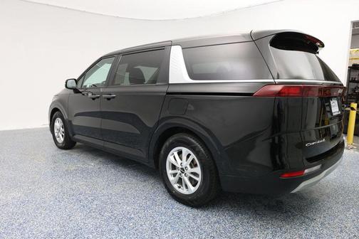 2022 Kia Carnival LXS