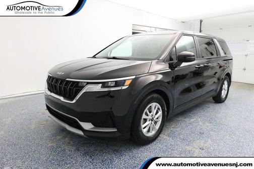 2022 Kia Carnival LXS