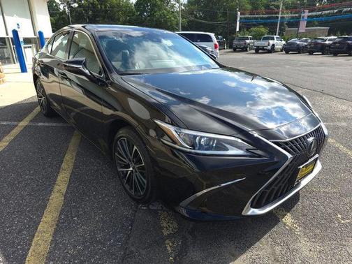 2022 Lexus ES 350 Premium