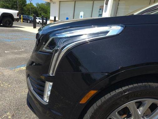 2021 Cadillac XT5 Sport
