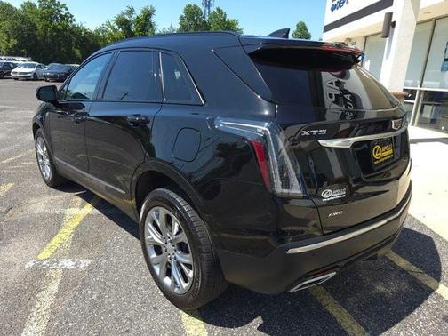 2021 Cadillac XT5 Sport