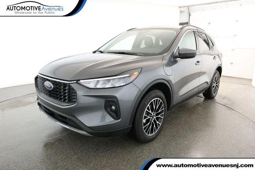 2025 Ford Escape PHEV Base