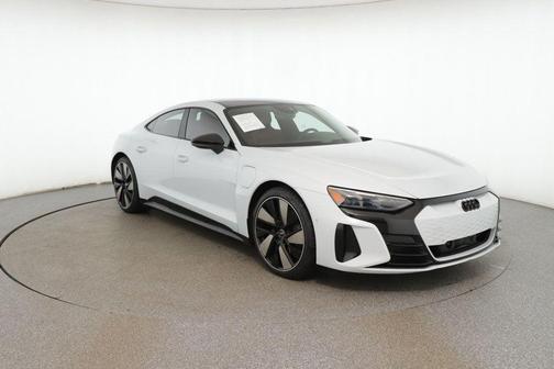 2024 Audi e-tron GT Prestige quattro