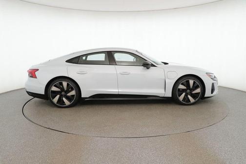 2024 Audi e-tron GT Prestige quattro