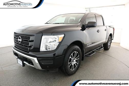 2024 Nissan Titan SV