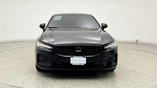 Onyx Black Metallic 2024 Volvo S60 B5 Plus Black Edition