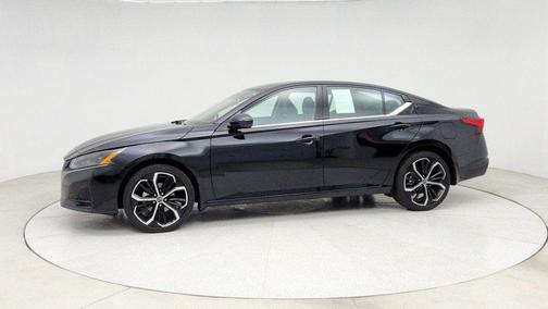 2025 Nissan Altima SR AWD