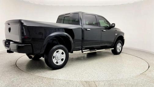 2017 RAM 2500 SLT Crew Cab 4x4 6'4' Box