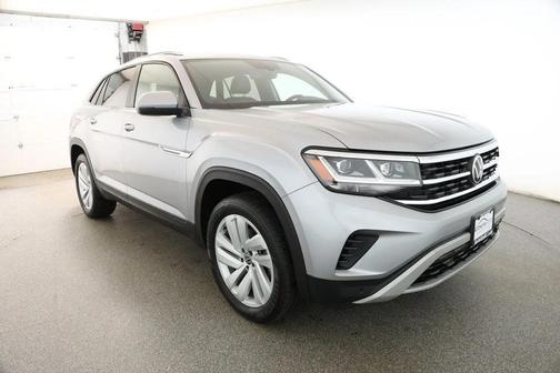 2022 Volkswagen Atlas Cross Sport 2.0T SE w/Technology 4MOTION