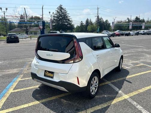 2023 Kia Soul LX