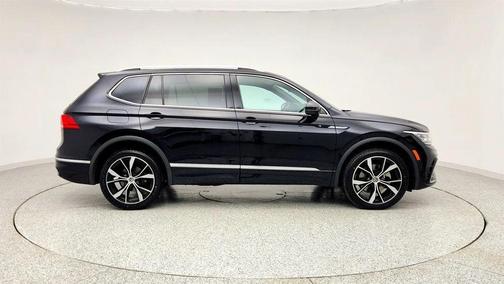 2022 Volkswagen Tiguan 2.0T SEL R-Line 4MOTION