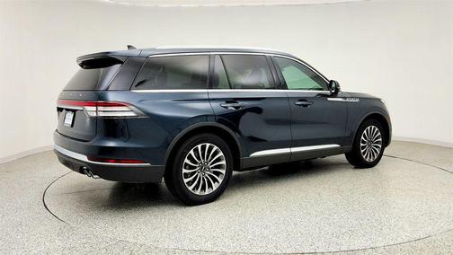 Flight Blue Metallic Clearcoat 2022 Lincoln Aviator Reserve