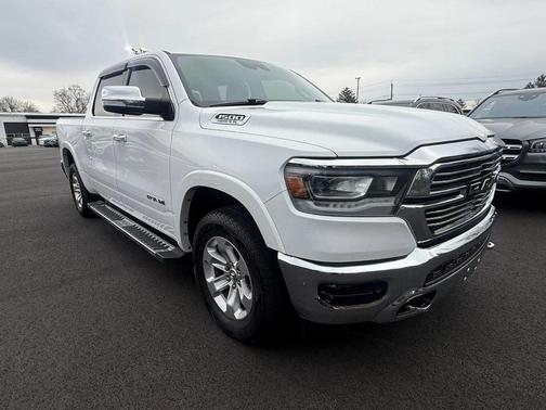 Bright White Clearcoat 2021 RAM 1500 Laramie
