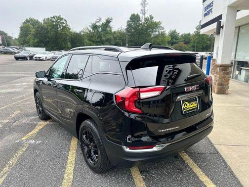 2022 GMC Terrain AWD AT4