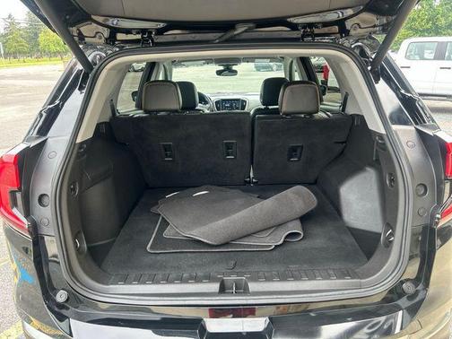 2022 GMC Terrain AWD AT4