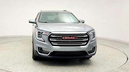 Sterling Metallic 2023 GMC Terrain SLT