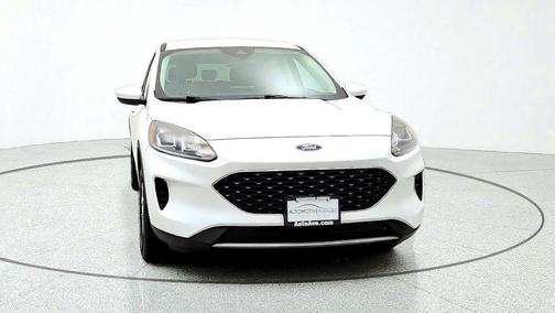 Oxford White 2021 Ford Escape SE