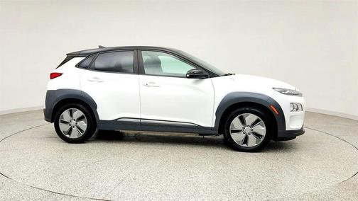 Lunar White 2021 Hyundai KONA EV SEL