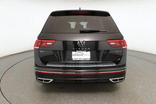 2022 Volkswagen Tiguan 2.0T SEL R-Line 4MOTION