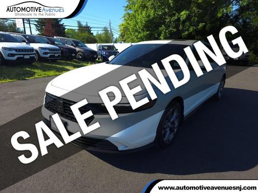 Platinum White Pearl 2024 Honda Accord EX