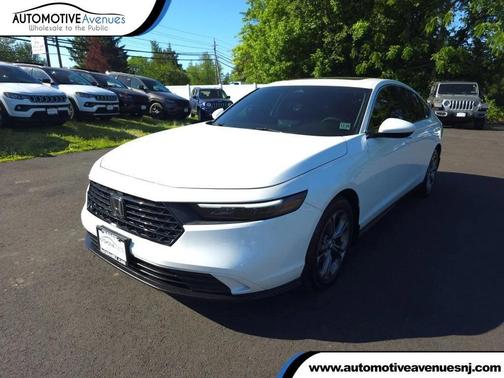 Platinum White Pearl 2024 Honda Accord EX