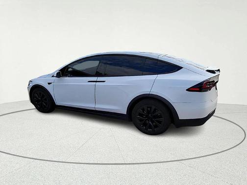 2023 Tesla Model X Plaid Tri Motor All-Wheel Drive