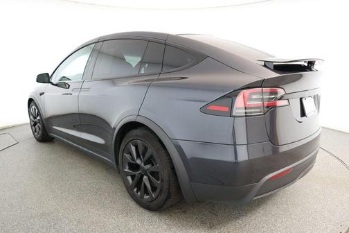 2024 Tesla Model X Long Range