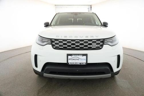 2024 Land Rover Discovery P300 S