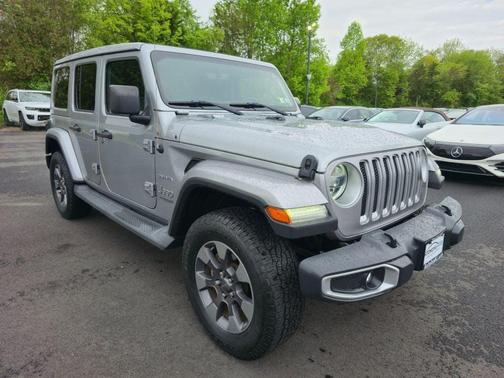 Billet Silver Metallic Clearcoat 2018 Jeep Wrangler Unlimited Sahara