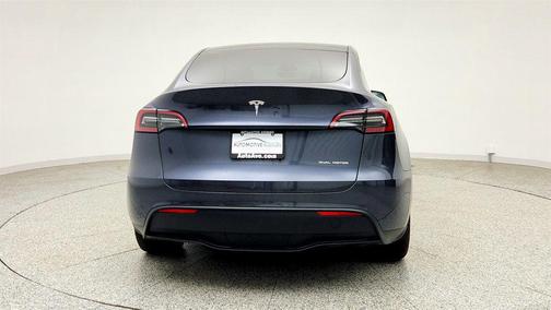 Midnight Silver Metallic 2023 Tesla Model Y Long Range Dual Motor All-Wheel Drive