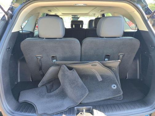 Ebony Black 2024 Kia Sorento S