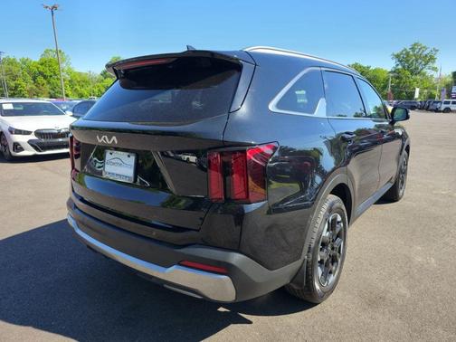 Ebony Black 2024 Kia Sorento S