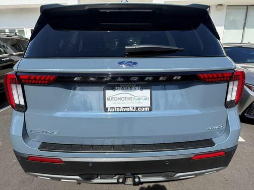 Vapor Blue Metallic 2025 Ford Explorer Active