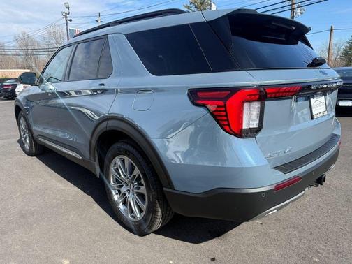 Vapor Blue Metallic 2025 Ford Explorer Active