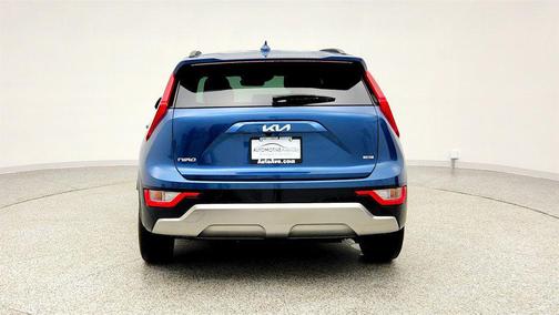 2023 Kia Niro SX