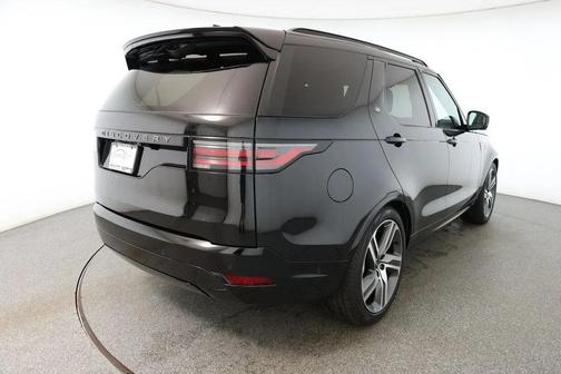 2024 Land Rover Discovery P360 Dynamic SE