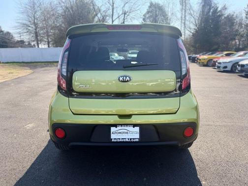2017 Kia Soul Base