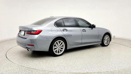 Skyscraper Grey Metallic 2023 BMW 330 i xDrive