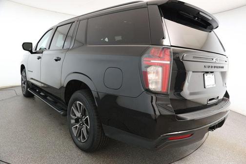 2023 Chevrolet Suburban 4WD Z71