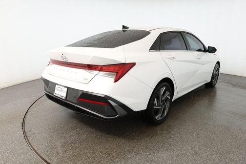 2024 Hyundai ELANTRA HEV Limited