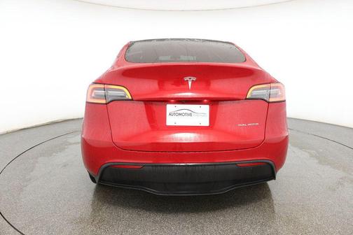 2022 Tesla Model Y Long Range Dual Motor All-Wheel Drive