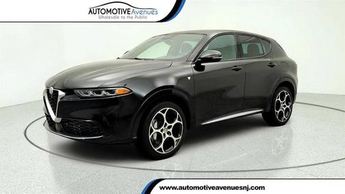 Alfa Black 2024 Alfa Romeo Tonale Ti EAWD